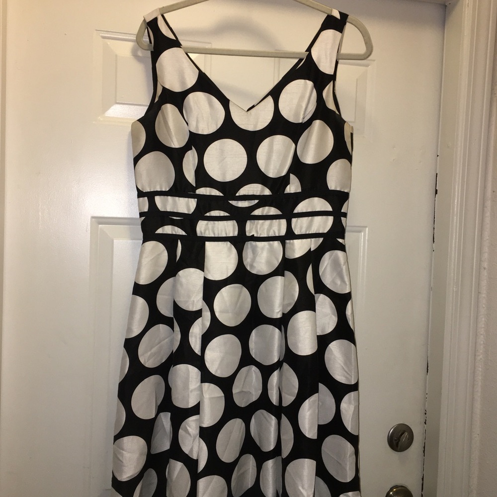 Scarlett black and white dress